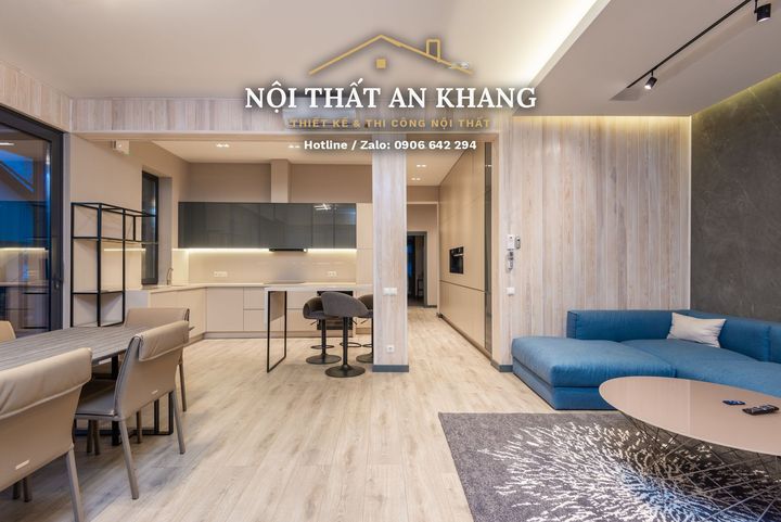 Căn hộ gỗ sáng, sofa xanh dương – khách, bếp, phòng ngủ, phòng bé, phòng tắm – góc 3