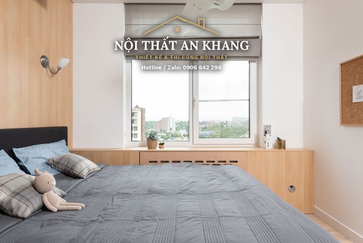 Phòng ngủ gỗ sồi vàng – tủ áo mở, vách đầu giường ốp gỗ – góc 8