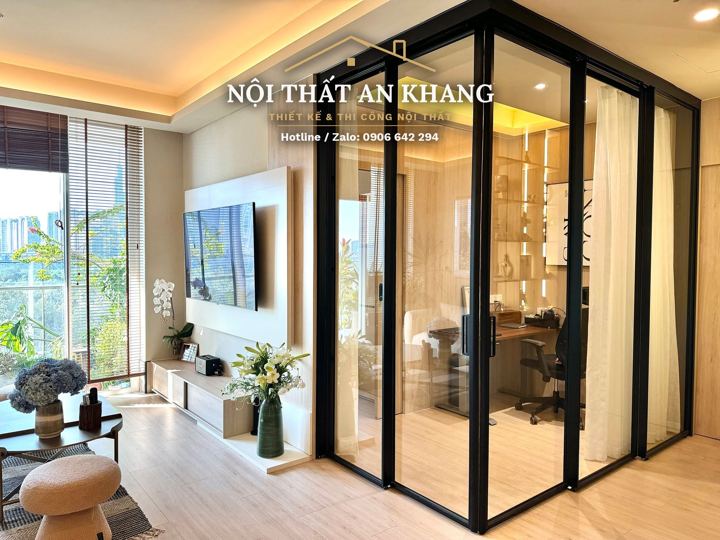Căn hộ Japandi gỗ sồi – phòng làm việc vách kính – mẫu thiết kế nội thất căn hộ