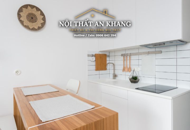 Căn hộ studio Japandi gỗ vàng – khách, bếp, bàn làm việc, phòng tắm – góc 16