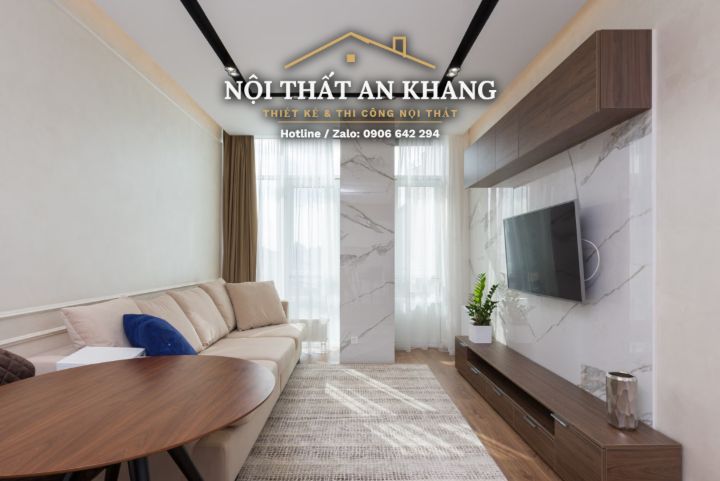 Căn hộ trắng – gỗ, điểm nhấn ghế xanh navy: khách, bếp, ngủ, tắm – góc 3
