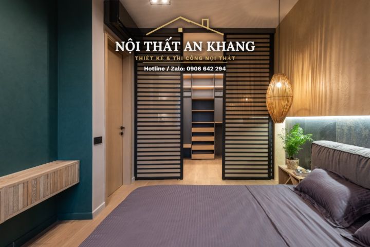 Căn hộ xanh rêu – gỗ – đá xám: khách, bếp, phòng ngủ, phòng thay đồ, phòng tắm – góc 23